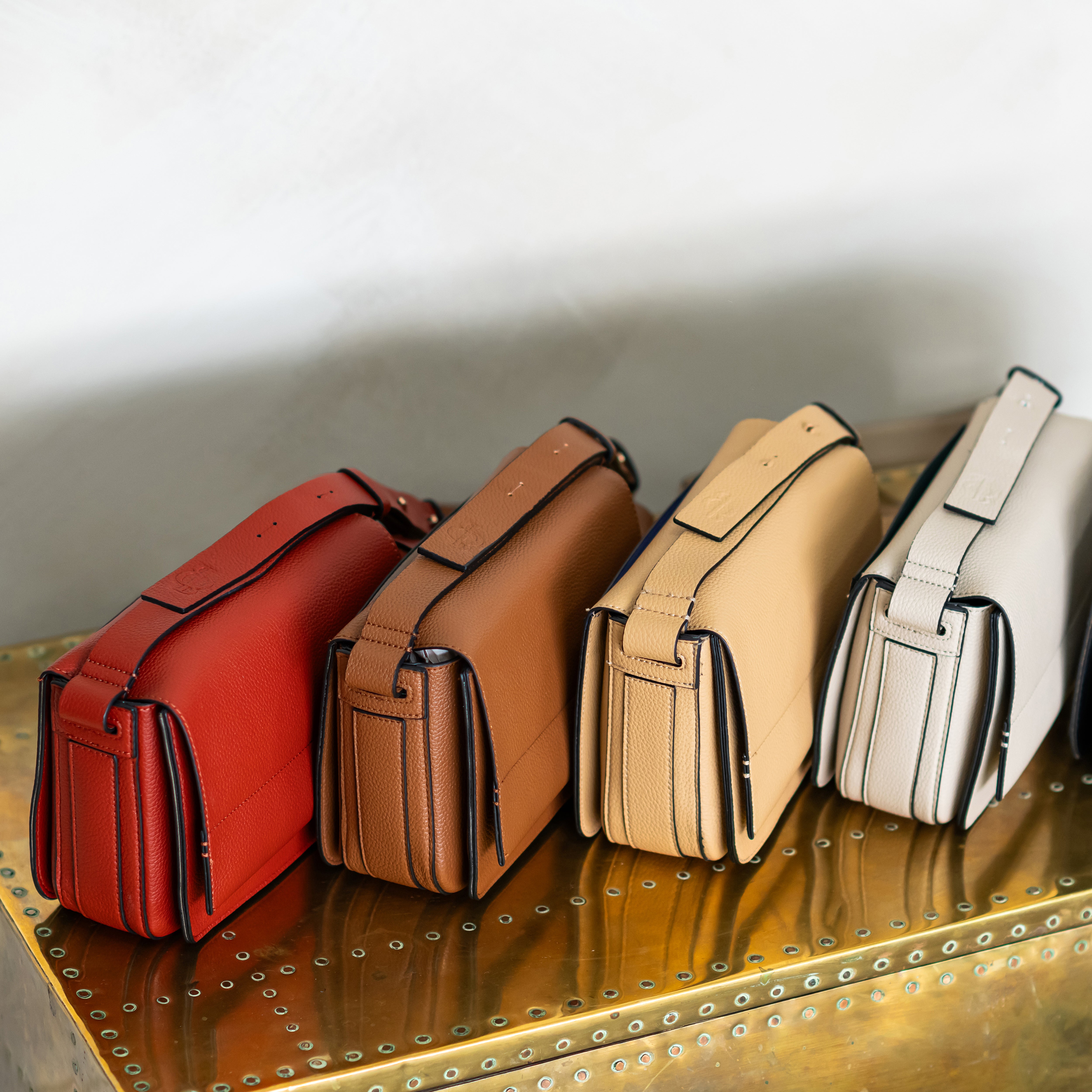 Farah.24 Crossbody Bag Camel