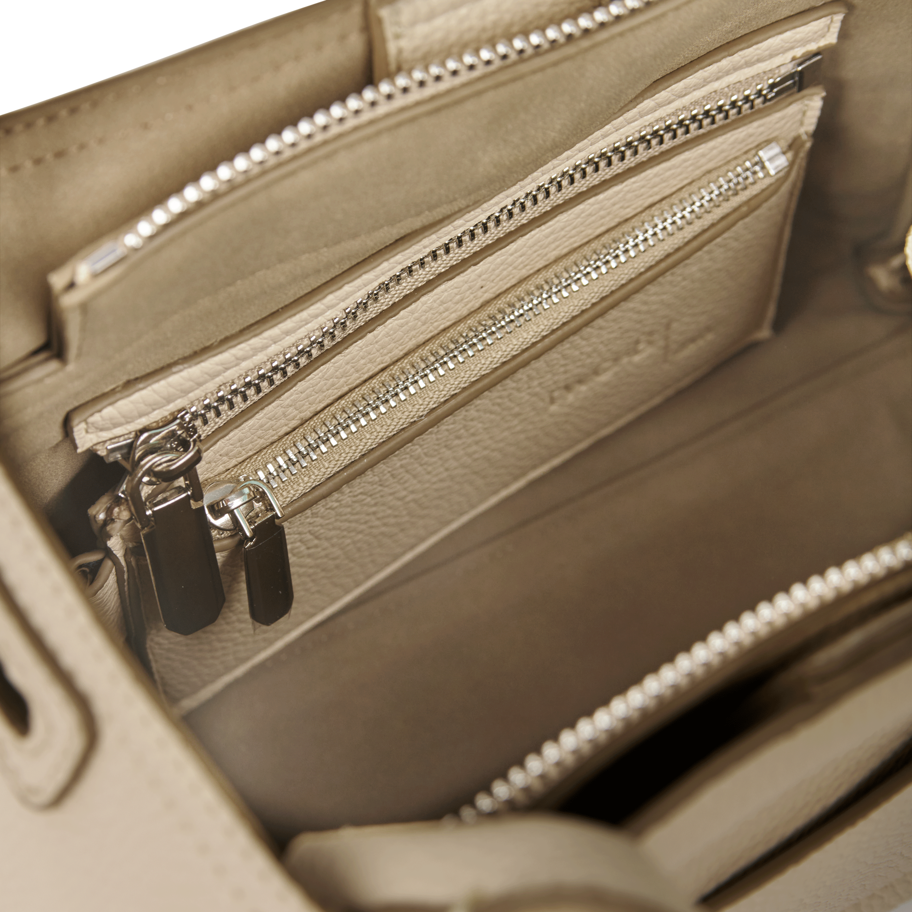 Sofia.22 Handle Bag Crema
